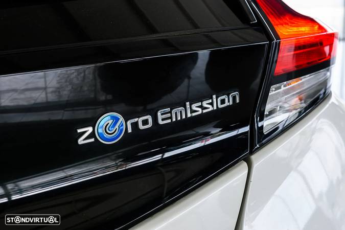 Nissan Leaf N-Connecta - 29