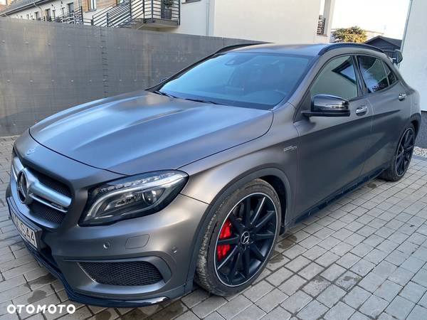 Mercedes-Benz GLA AMG 45 4-Matic - 8