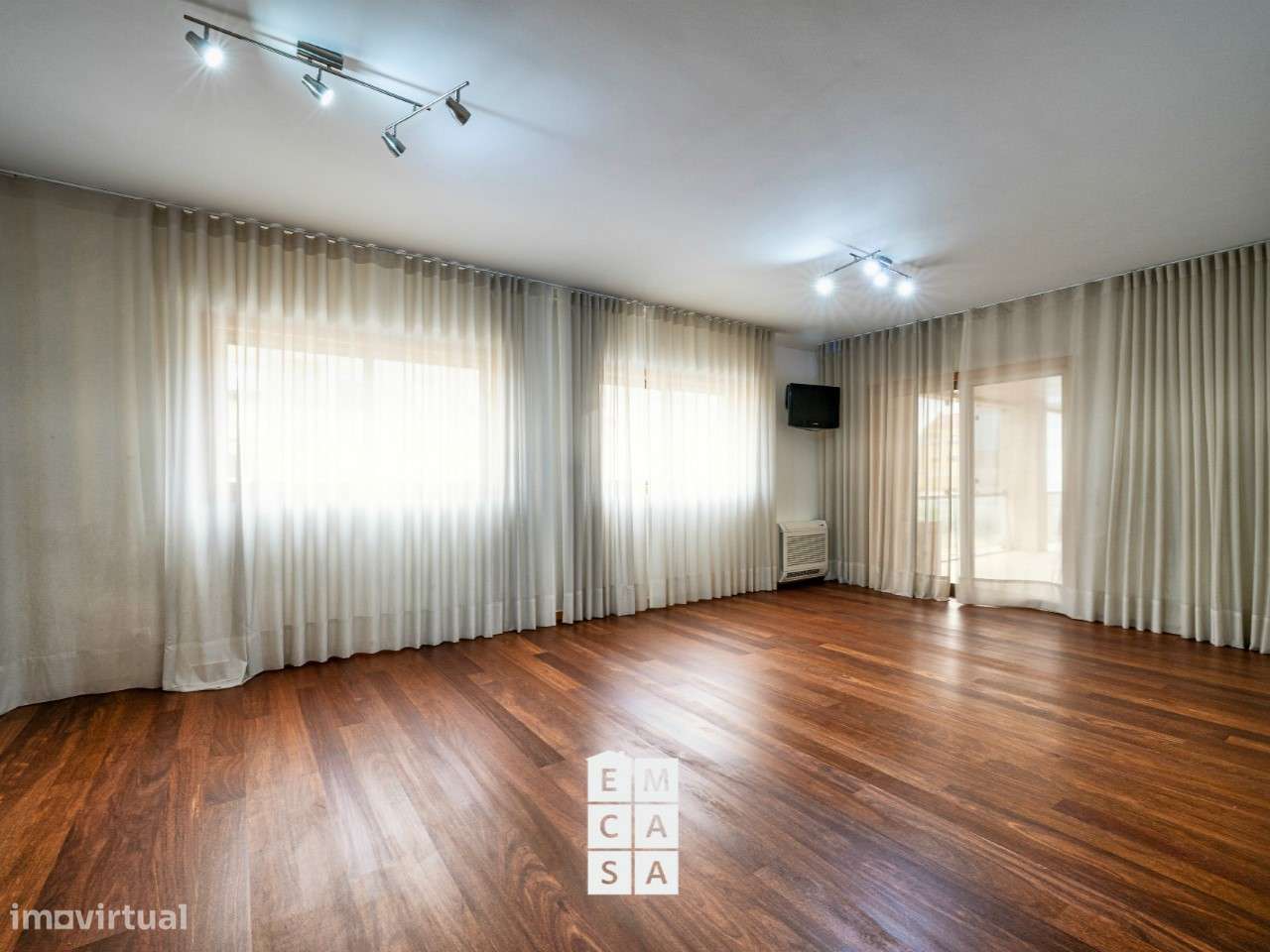 Apartamento T4 Venda em São João da Madeira,São João da Madeira - Grande imagem: 4/60