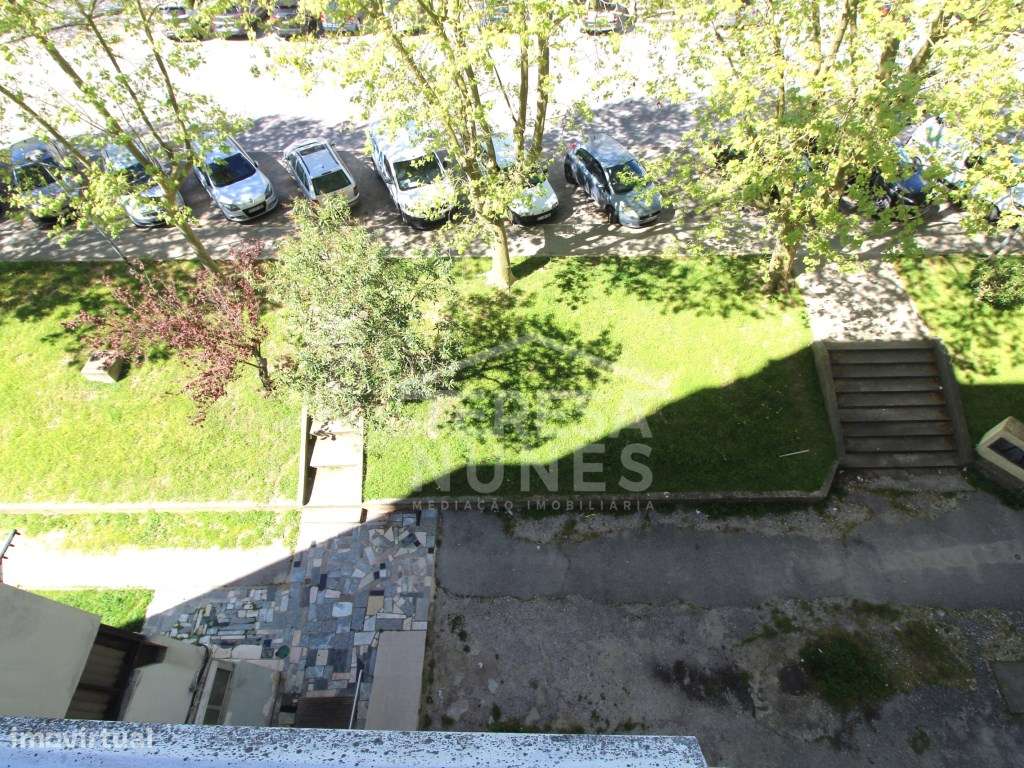 APARTAMENTO T4 - BARREIRO /CIDADE SOL-11