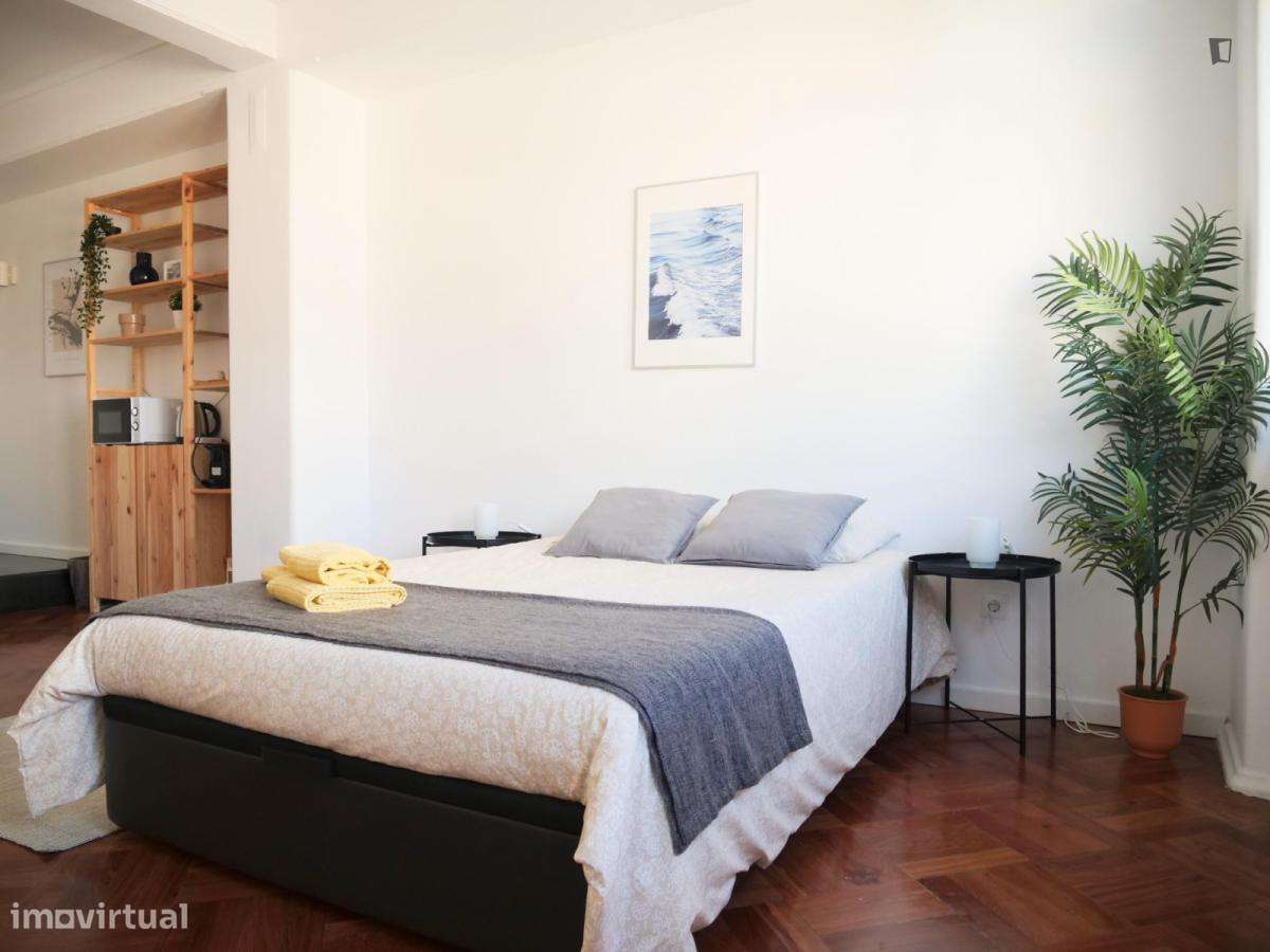 Quarto - localizado em Anjos Lisbon - Grande imagem: 5/10