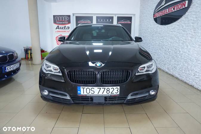 BMW Seria 5 535d xDrive Touring Sport-Aut Luxury Line - 28