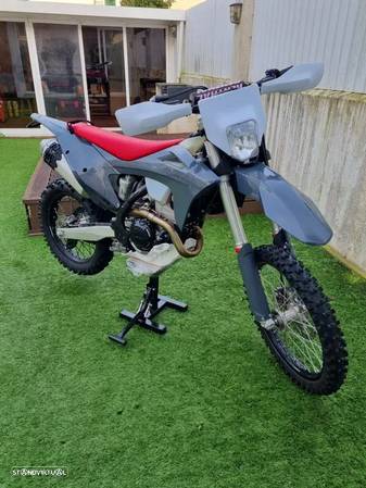 Husqvarna FE enduro - 1