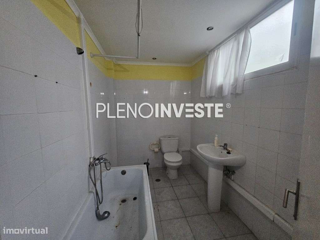 T0 Cacilhas Praça Gil Vicente - Grande imagem: 5/15