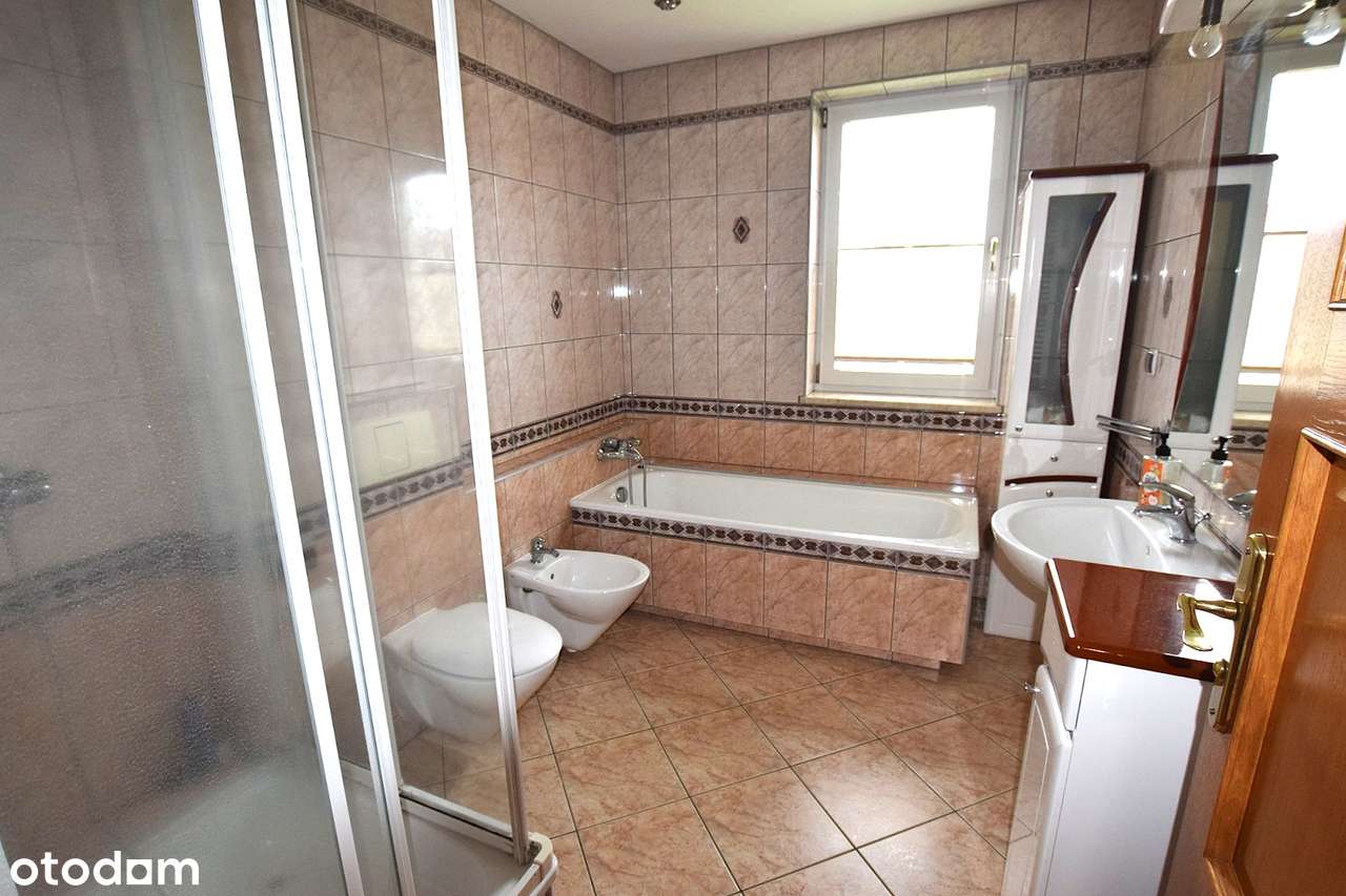 Dom wolnostojący może być dwu rodzinny  w Ługwałdzie gm. Dywity-9