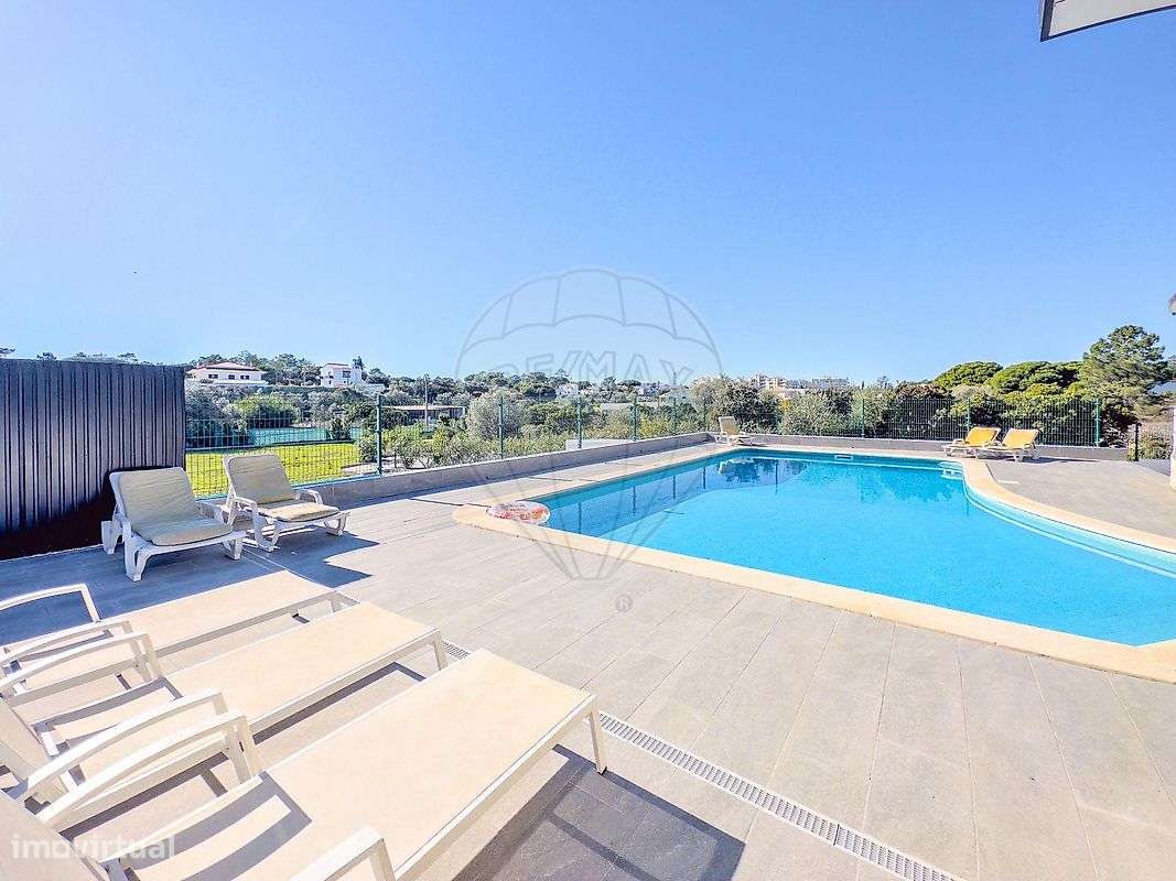 Moradia T5 para venda-10