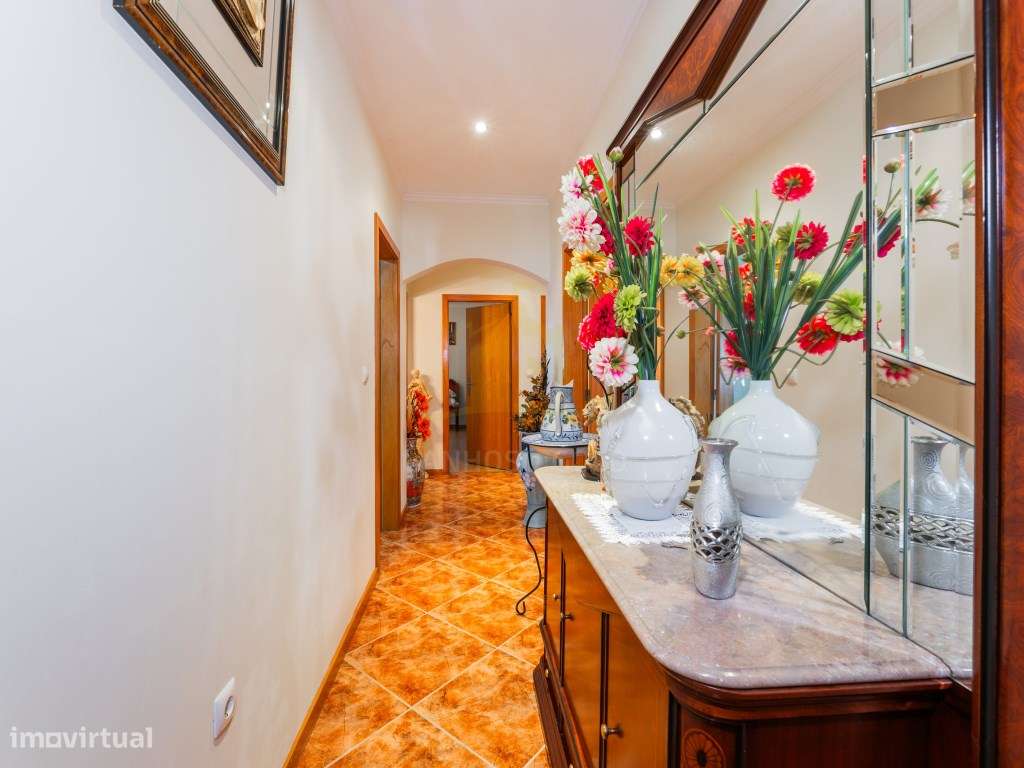 Excelente Moradia T3 em Lanhoso - Póvoa de Lanhoso-11