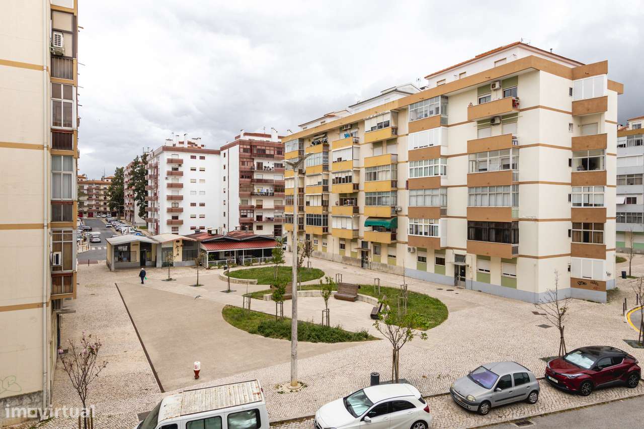 APARTAMENTO T2 | C/ ARRECADAÇÃO | CENTRO DE ALVERCA-20