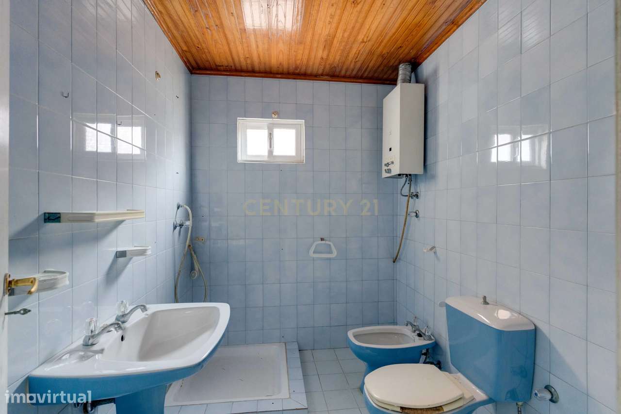 Moradia T3 em São Félix da Marinha-9