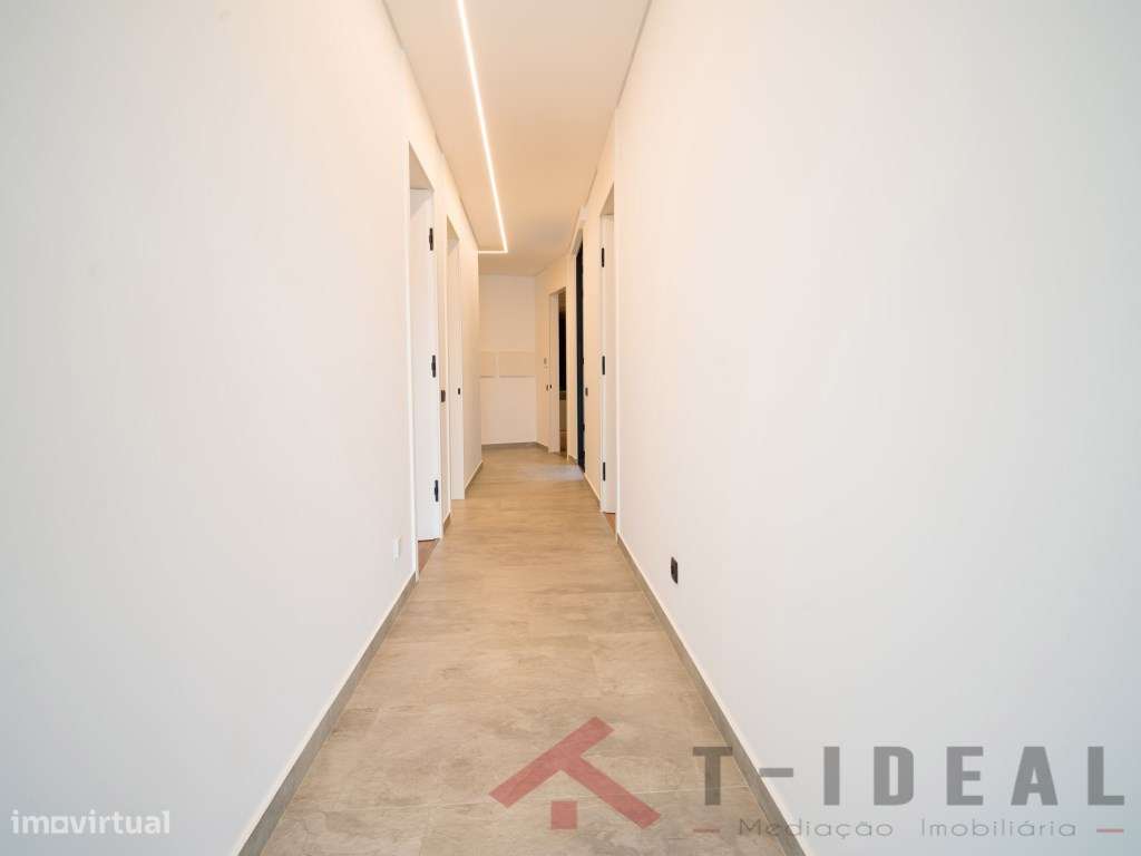 Apartamento T3 no Centro da Lourinhã-17