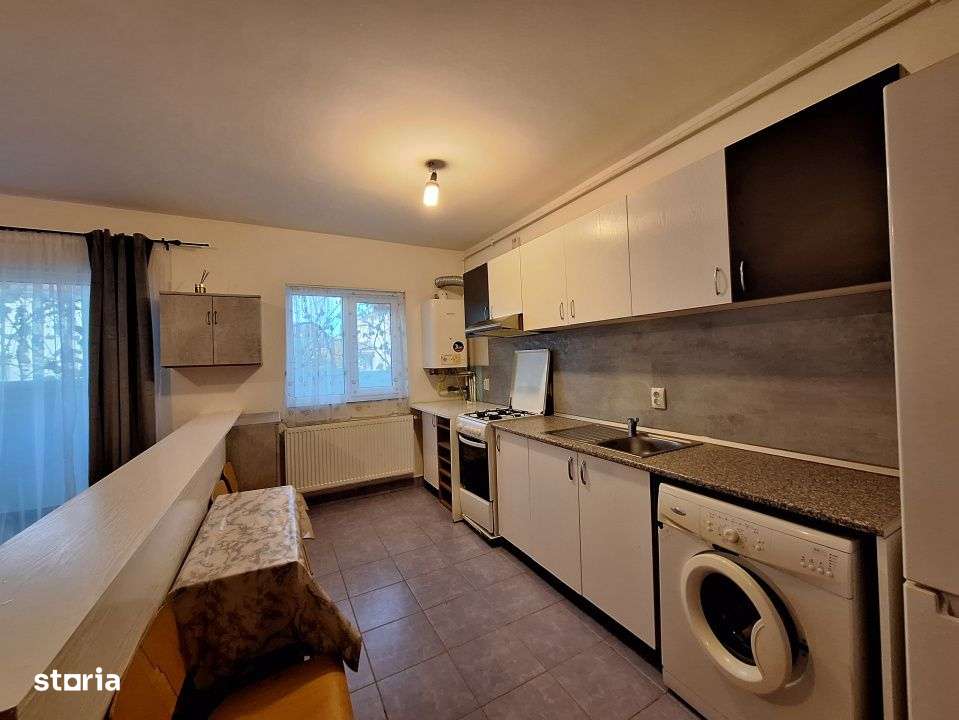 Apartament cu 2 camere, 56 mp, balcon, zona Cetatii - Imagine principală: 3/8