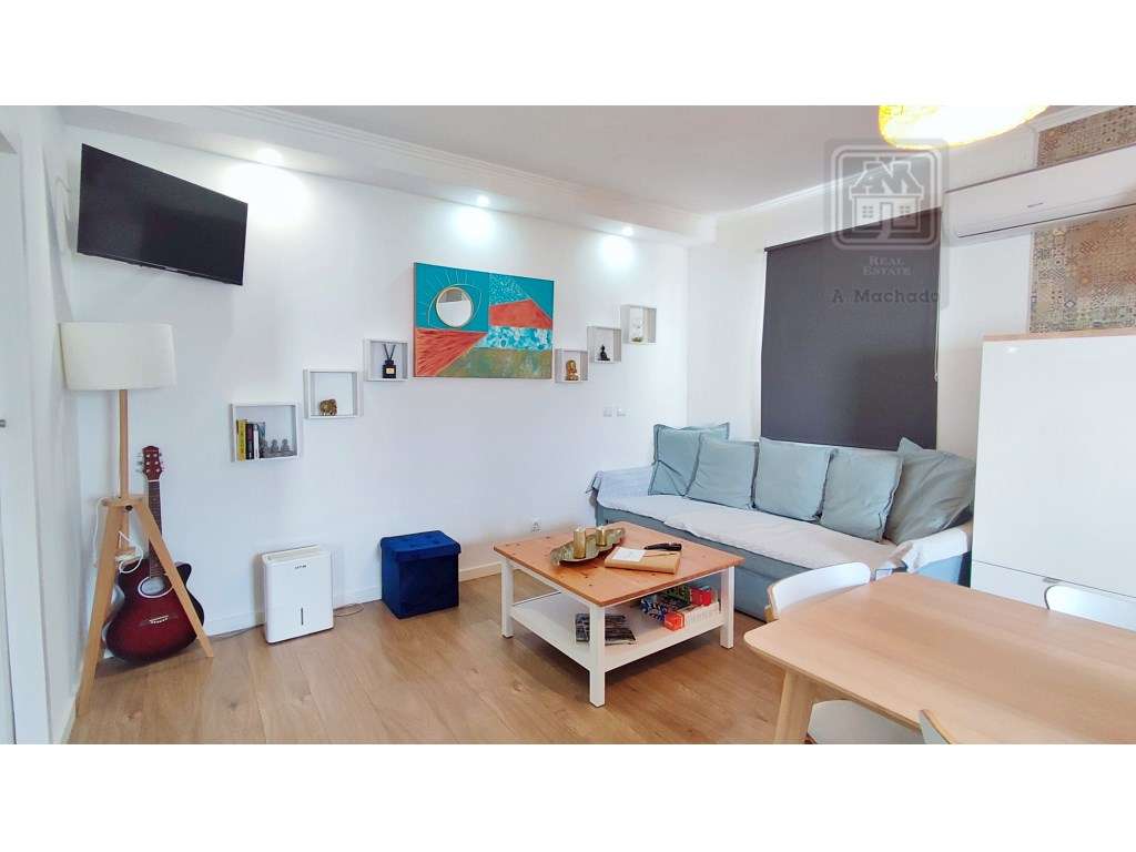 VENDA de MORADIA - VIVENDA com alojamento local e piscina - Fenais ...-45