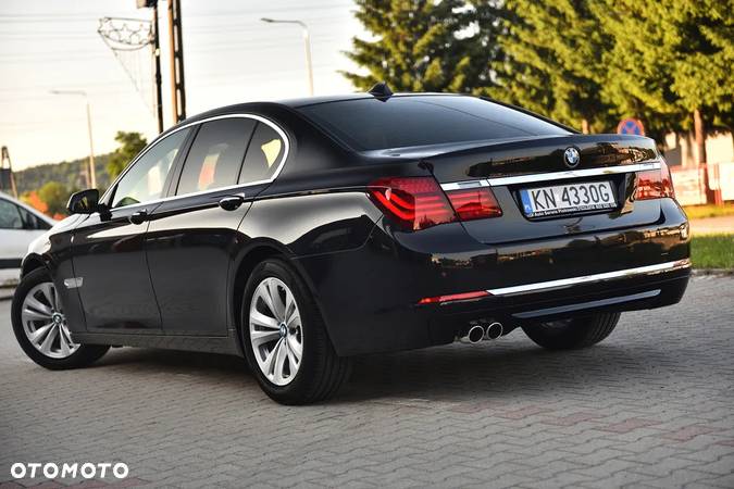 BMW Seria 7 730d xDrive Edition Exclusive - 16