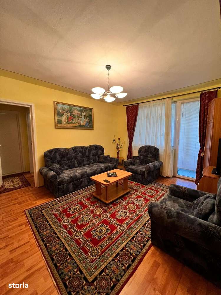 De închiriat 2 camere, Podgoria etaj 1, centrală proprie - Imagine principală: 5/9