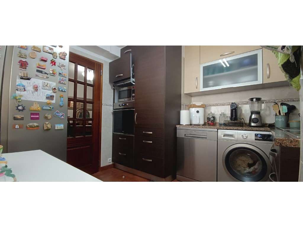 Apartamento T2 Costa Caparica - Totalmente Renovado-23