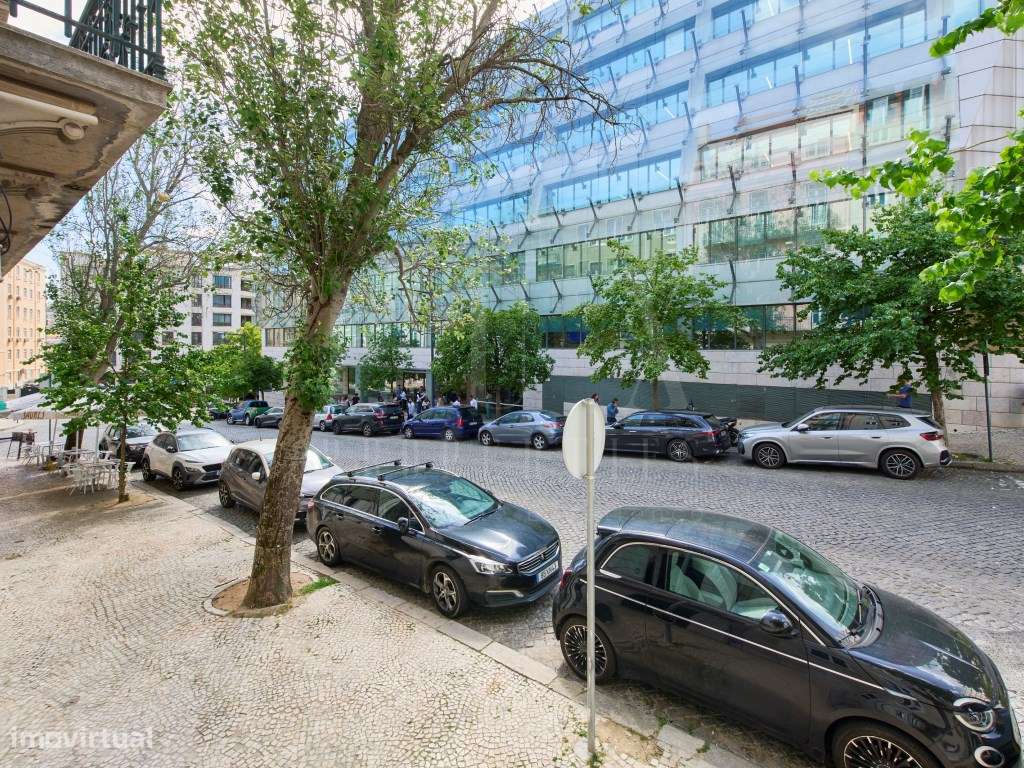 APARTAMENTO T2 PREMIUM EM LOCALIZAÇÃO PRIVILEGIADA DE LISBOA-44