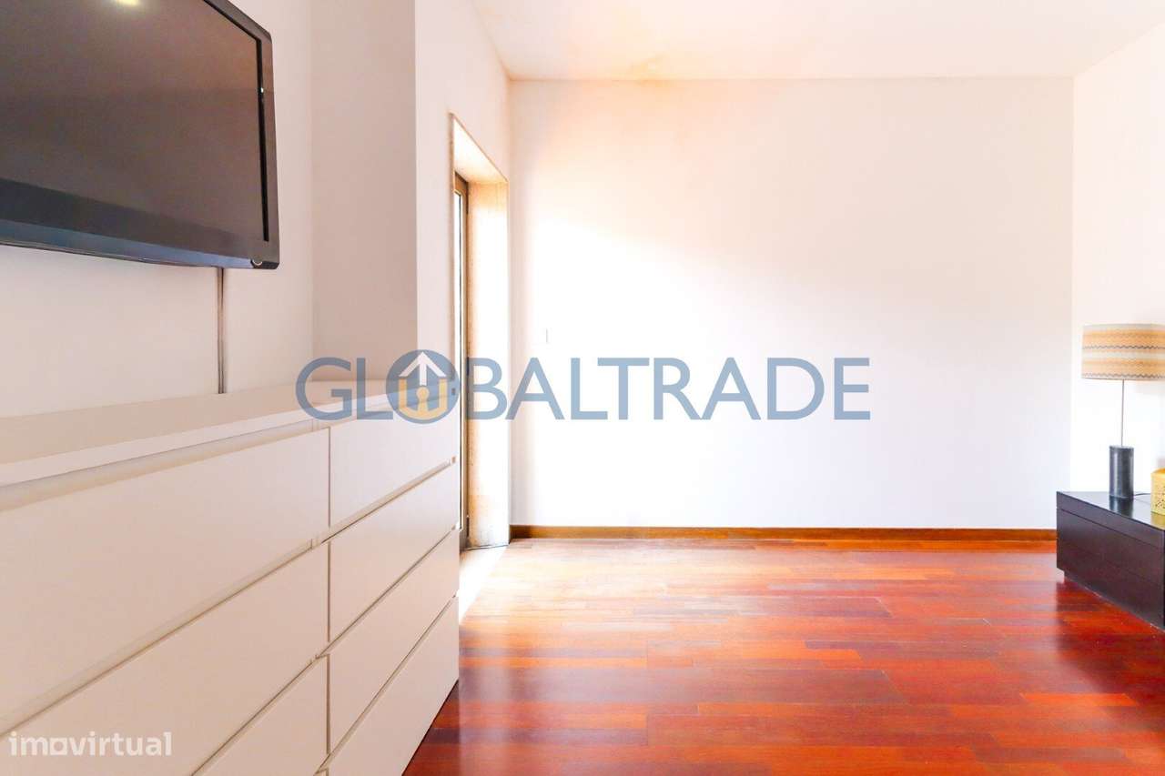 Moradia T3 com Terraço em Valbom-40