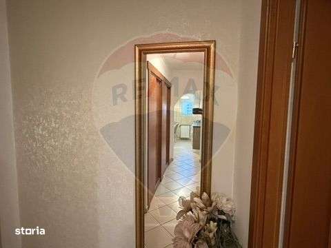 VANZARE Apartament cu 2 camere in zona Favorit / Drumul Taberei-18