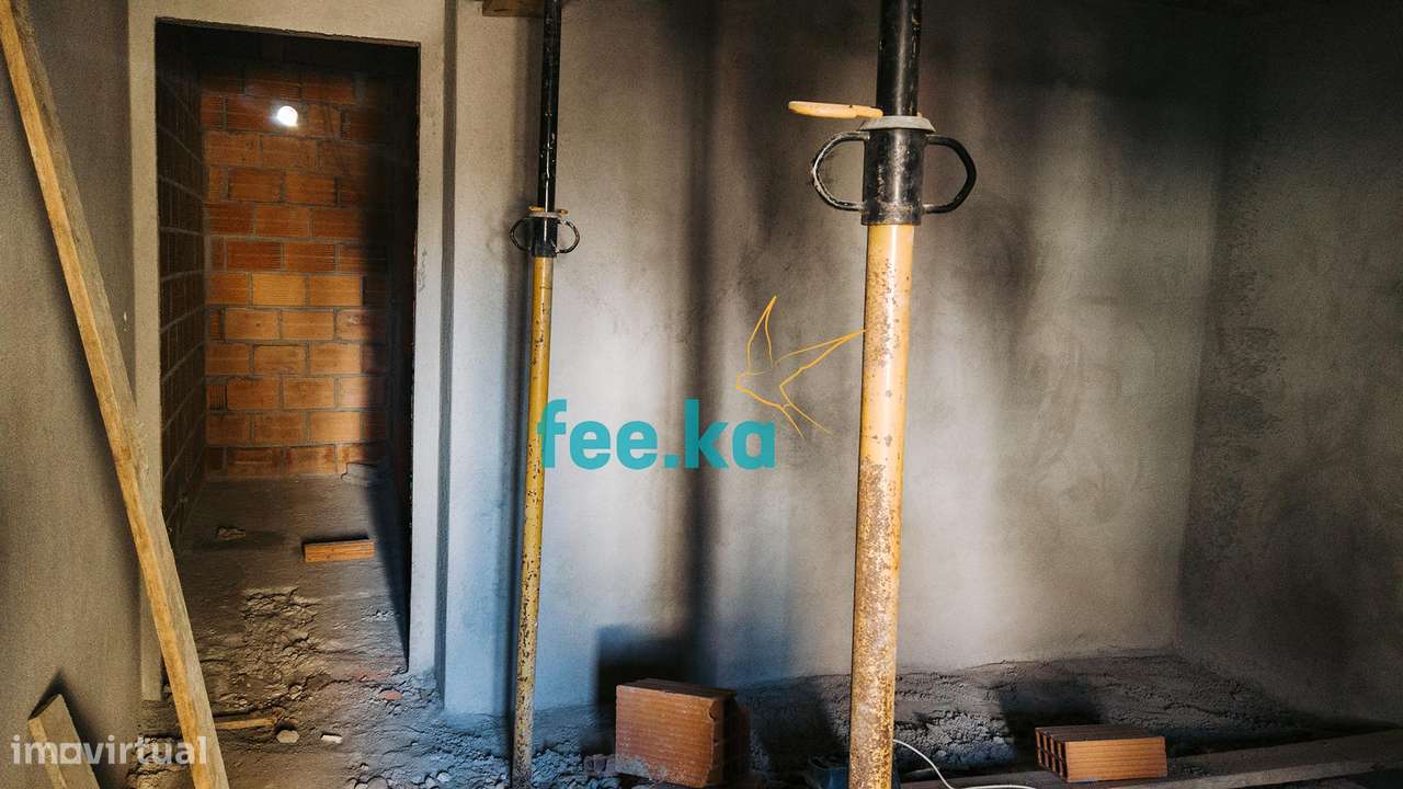 Moradia em Banda com Logradouro-17