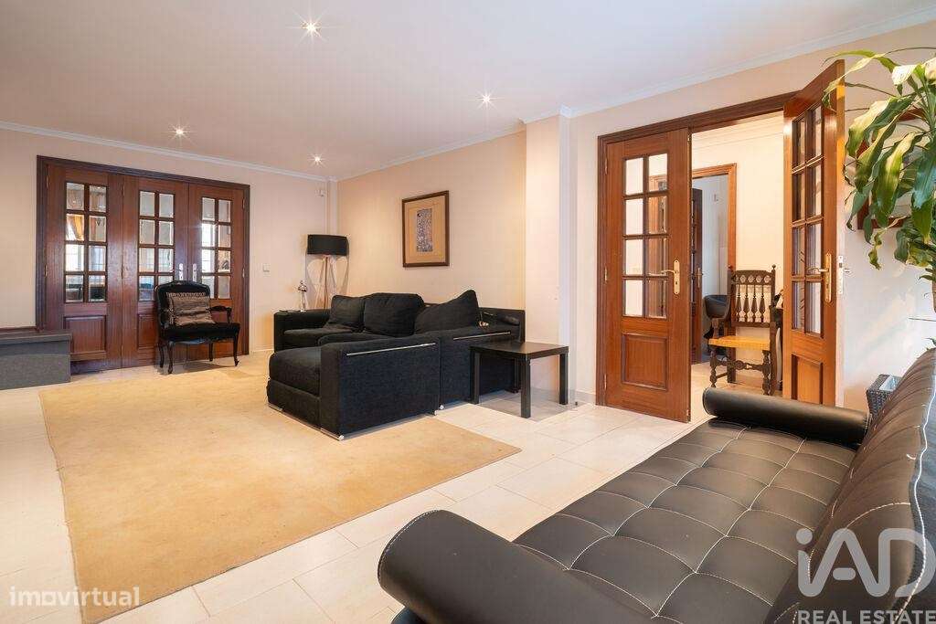 Casa / Villa T5 em Montijo e Afonsoeiro de 238,00 m2 - Grande imagem: 3/21