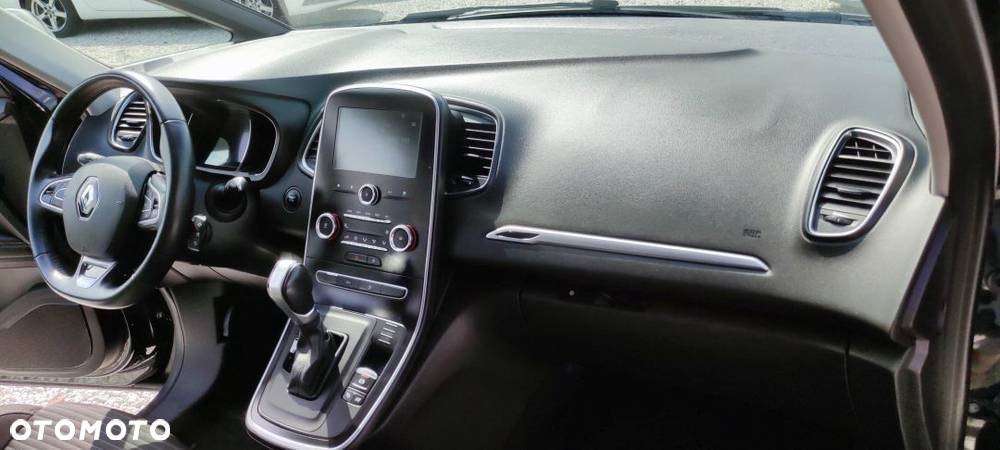 Renault Scenic - 25