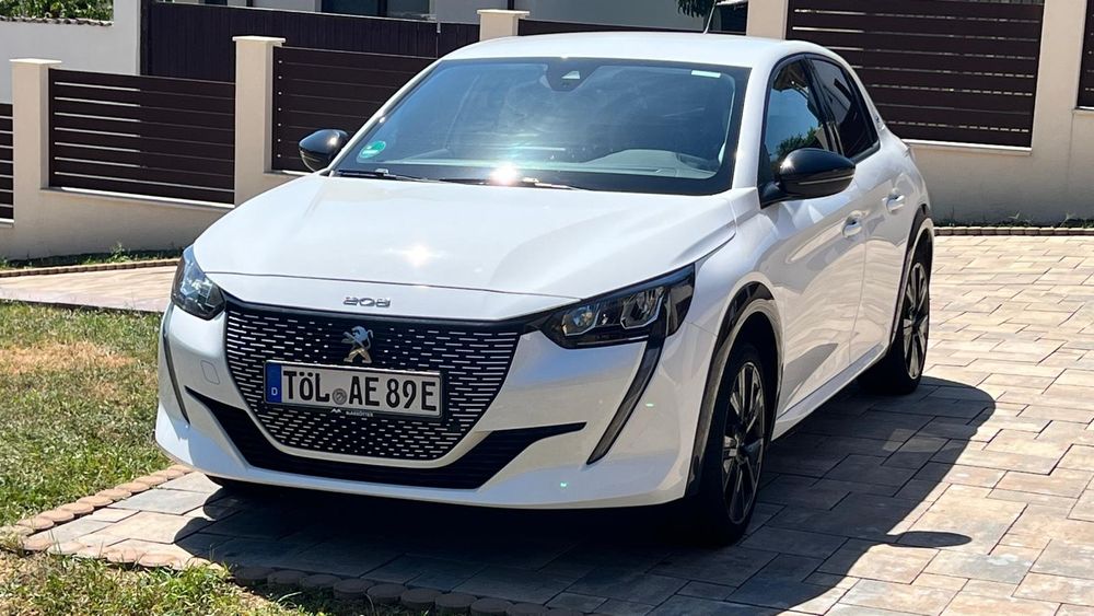 Peugeot 208 II [2019 - Prezent] Elektromotor 136 Allure Pack 2023