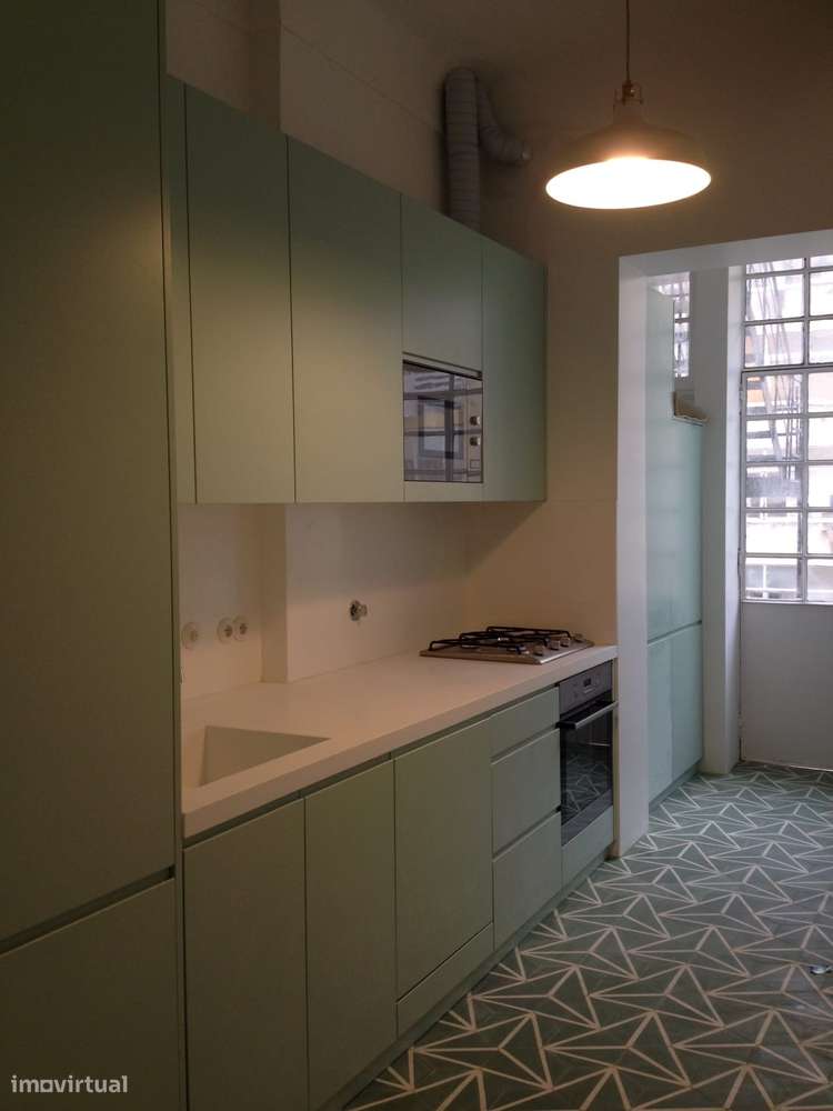Apartamento T3+1 em Campo de Ourique - Grande imagem: 4/14