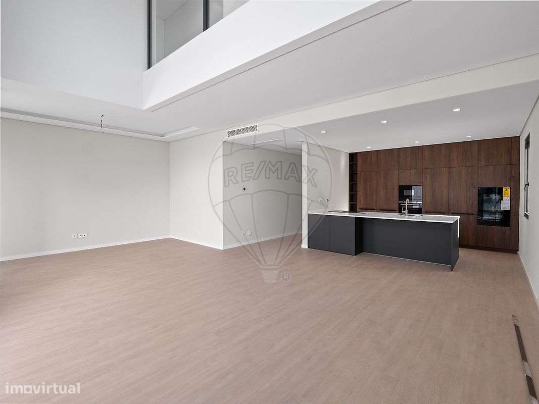 Moradia T4 para venda - Grande imagem: 2/38