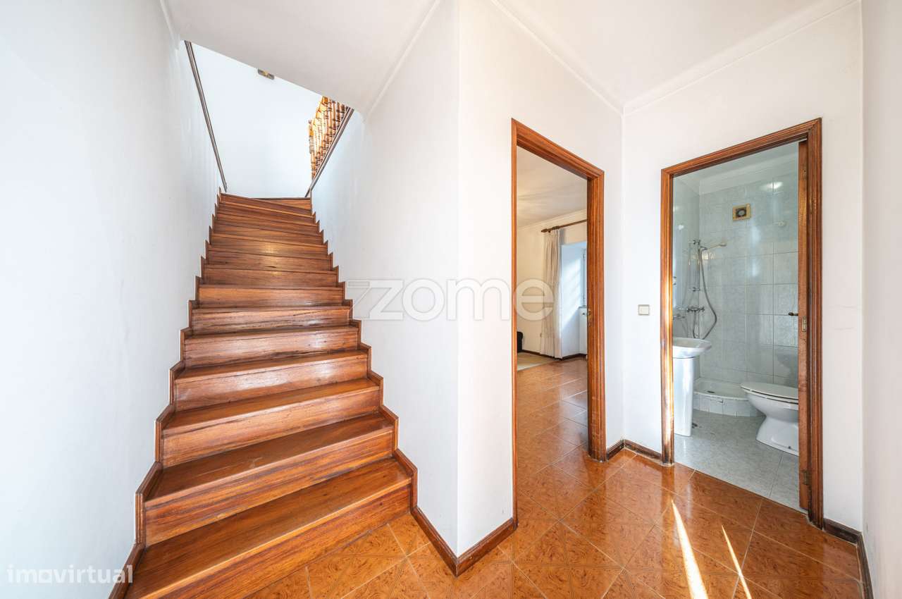 Moradia T3 com lote terreno 1468 m2 em Ponte da Barca-14