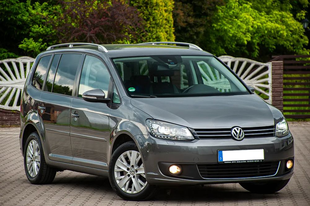 Volkswagen Touran II 2.0 TDI DPF Life 2013
