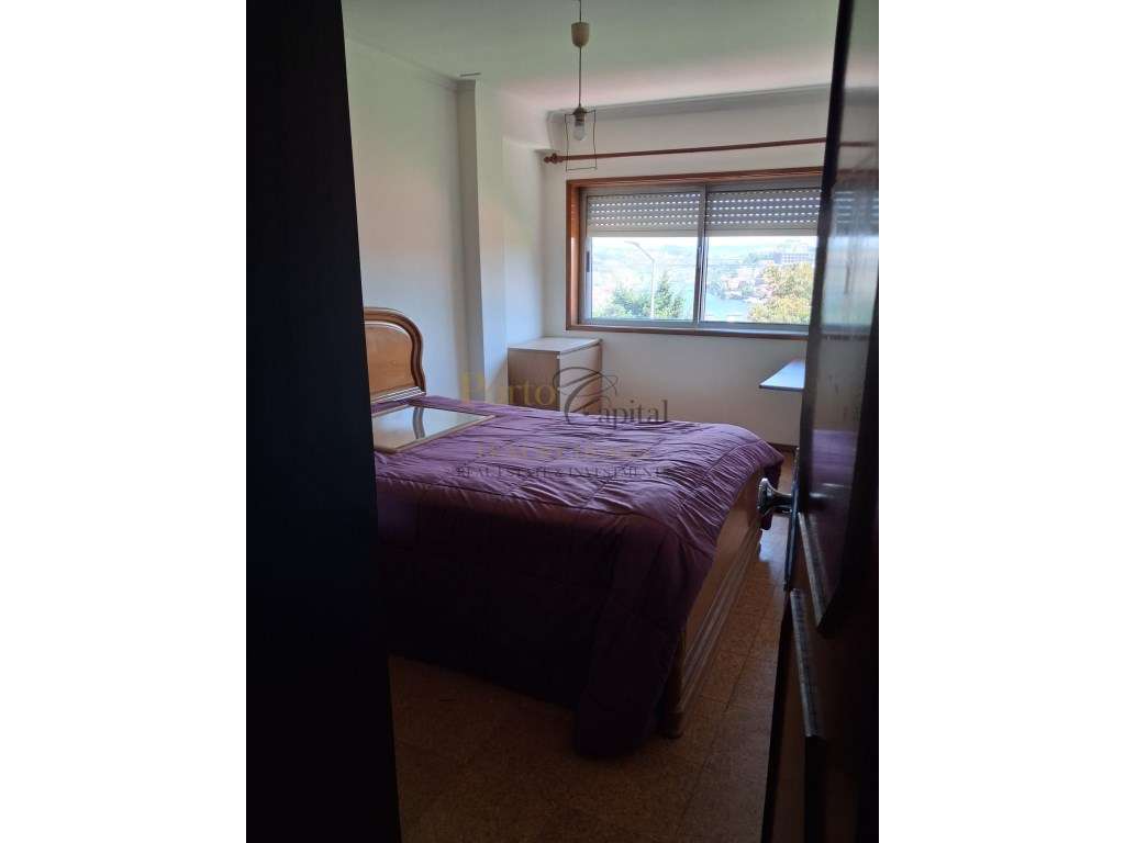 APARTAMENTO T3+1 COM FANTASTICA VISTA SOBRE O DOURO, UMA BOX (3 LUG...-20