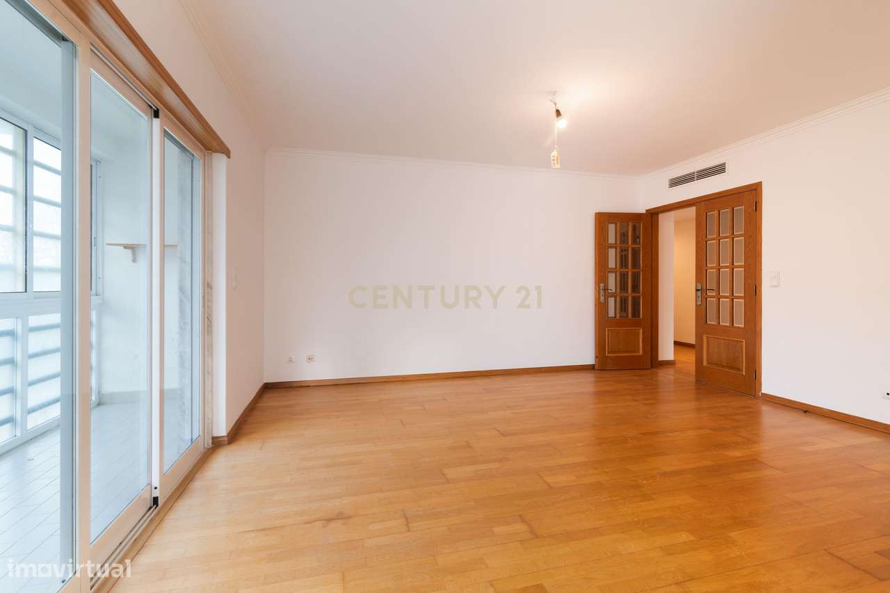 Apartamento para arrendamento em Carcavelos 2 lugares de garagem – Con - Grande imagem: 4/24