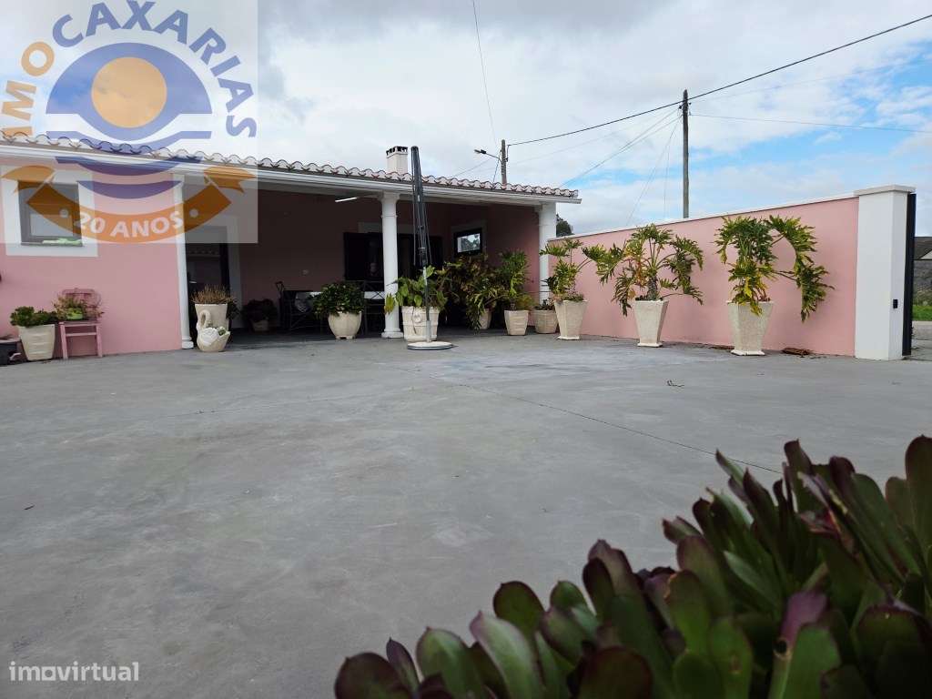 Magnífica moradia de rés do chão de tipologia T3-35