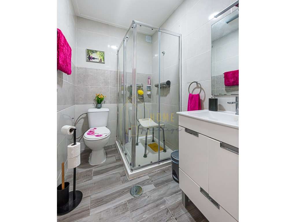 Apartamento T1 Totalmente Remodelado-7