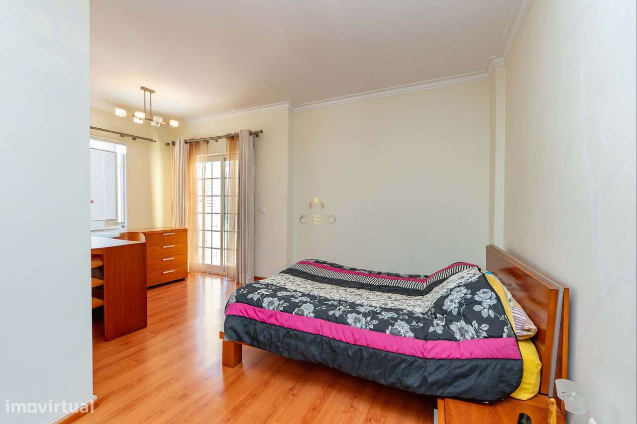 Fantastica Moradia T6 São João da Talha-20