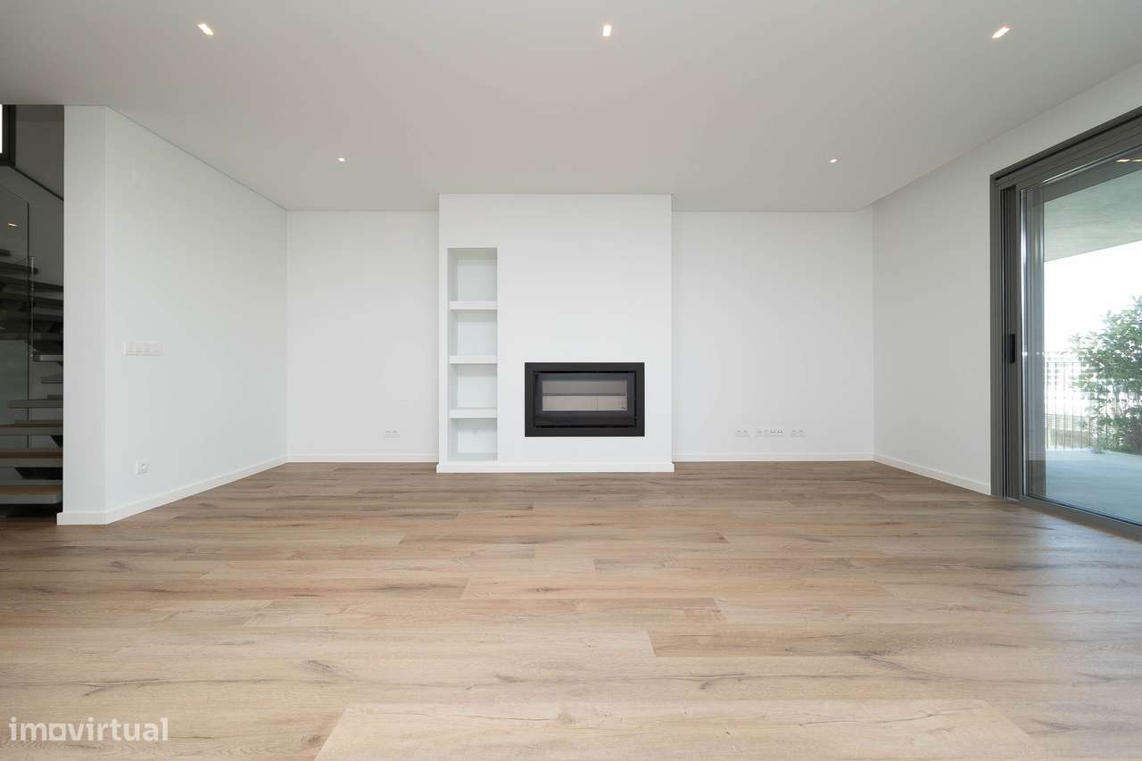 Solar das Tílias || Moradia T4 em Condomínio Fechado - Grande imagem: 4/21