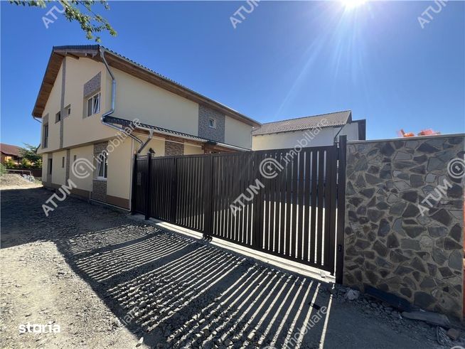 Casa la cheie cu 4 camere 3 bai si teren de 290 mp zona Brana Selimbar-0