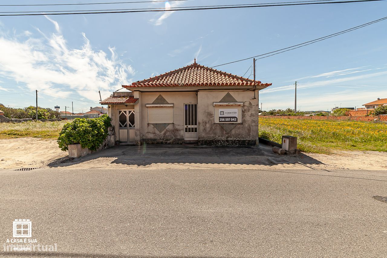 Moradia com café para restauro na Gafanha do Nazaré