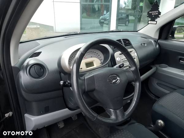 Daihatsu Sirion 1.3 - 11