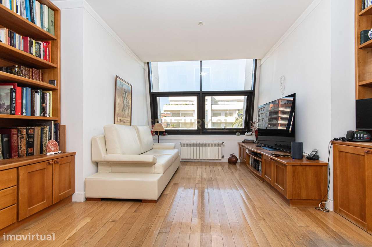 Apartamento T6 Único com Varandas Envolventes | Parque das Nações-8