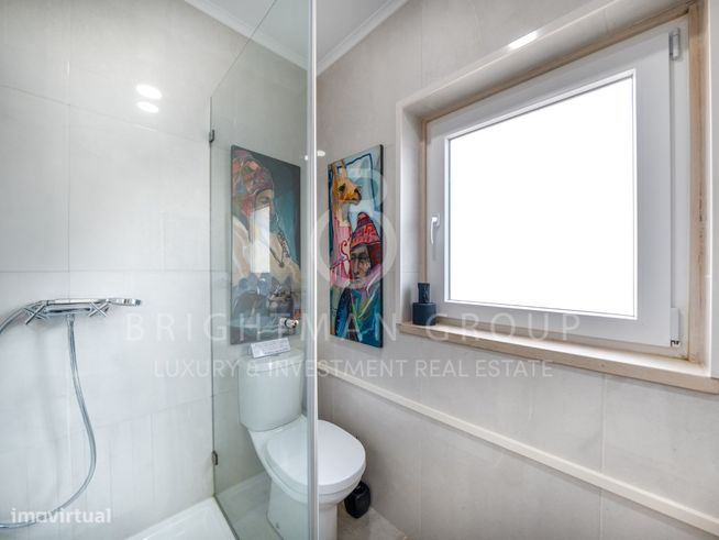 Moradia T4 + 1 com jardim e piscina, em Bicesse, Cascais-17