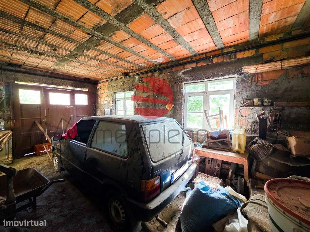 MORADIA T4 C/ GARAGEM-19