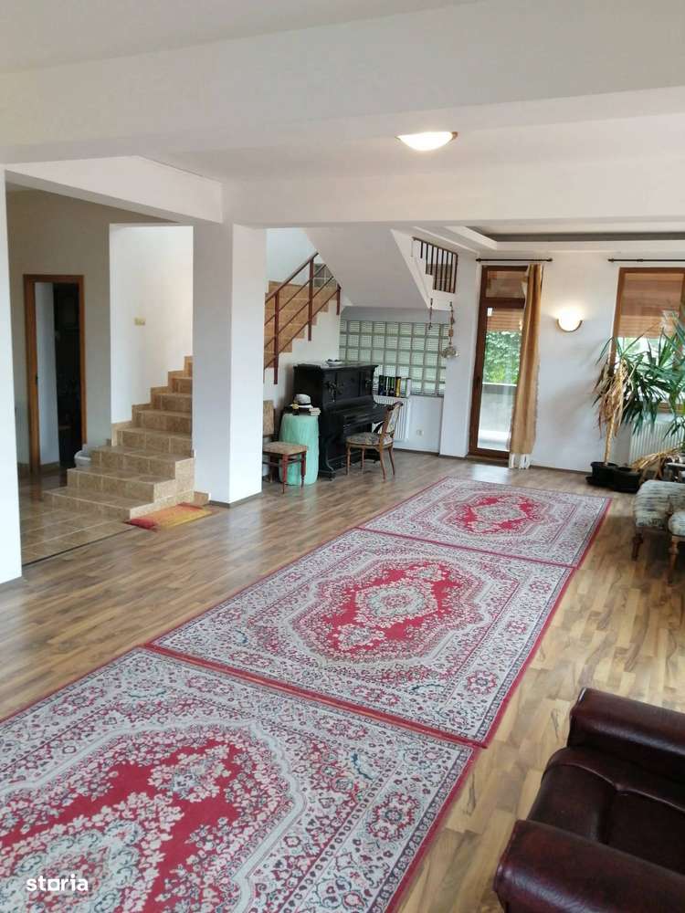 Vila deosebita D+P+2+Mansarda Teren 1200 mp Drumul Taberei - Imagine principală: 2/11