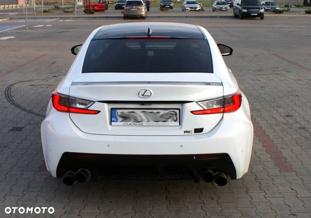 Lexus RC F Carbon - 12