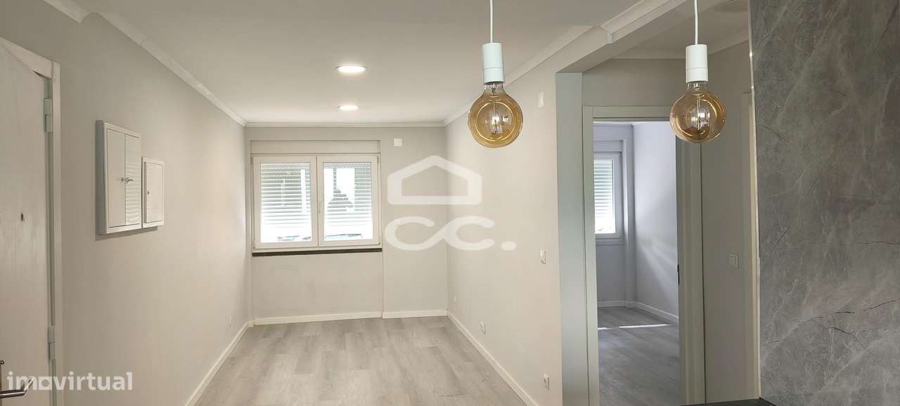 Apartamento T2 Benfica-1