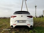 Alfa Romeo Stelvio - 16