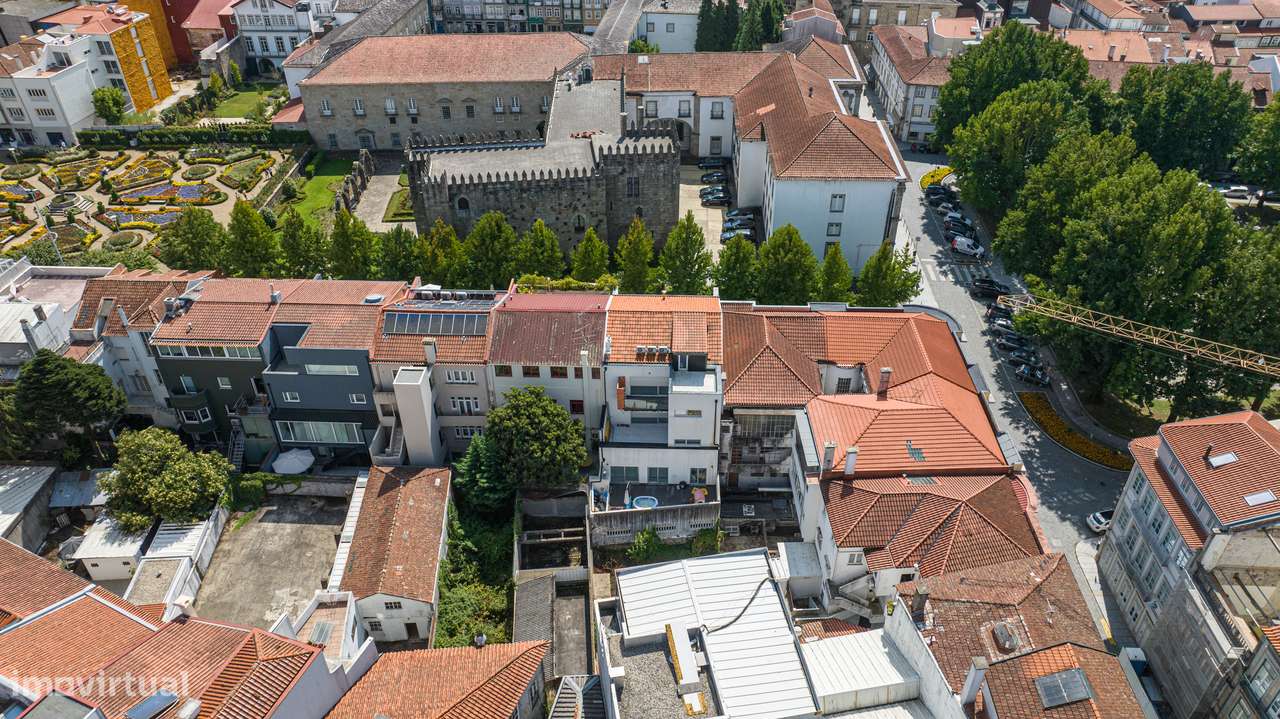 Penthouse T3 Triplex à venda em Braga-33