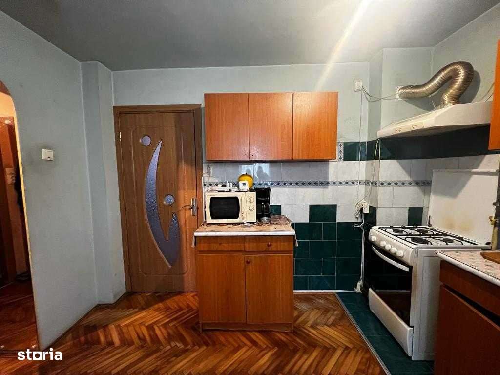 Aparatament 3 camere, str Ciucas, Manastur-1