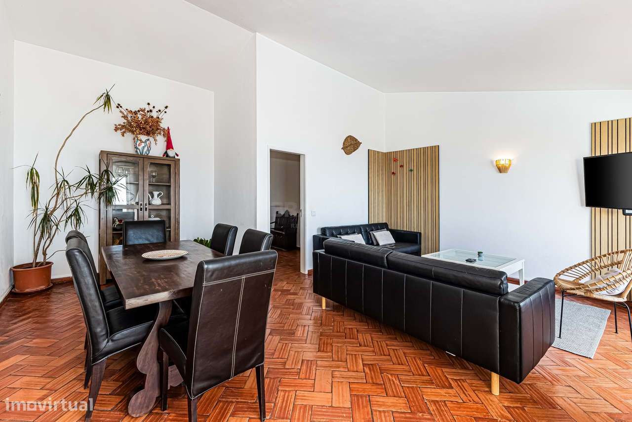 Casa geminada com caráter e vista para o mar em Burgau, Budens-7