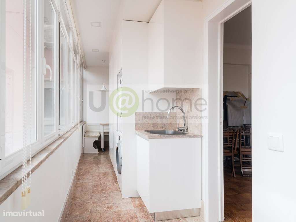 Apartamento T4+ 1 na Lapa-37